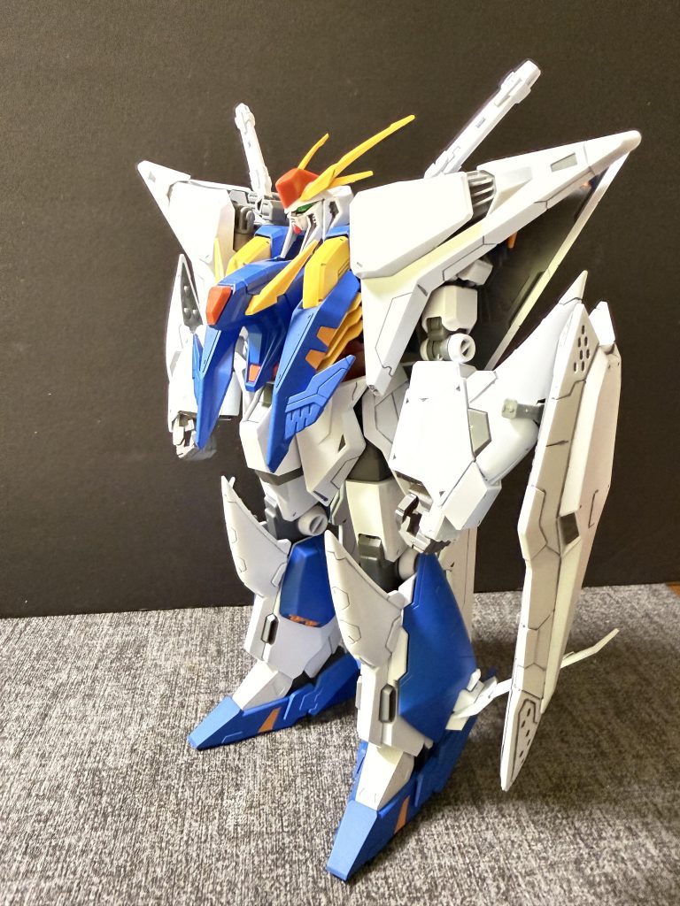 今回の改修ポイントはリペイント、ミキシング、脚部、腕部の延長のみです！機体カラーGジェネベースにしました！頭部はガンダムフェイスにミキシング！腕部は4mm.脚部は6mmそれぞれ延長しています！！