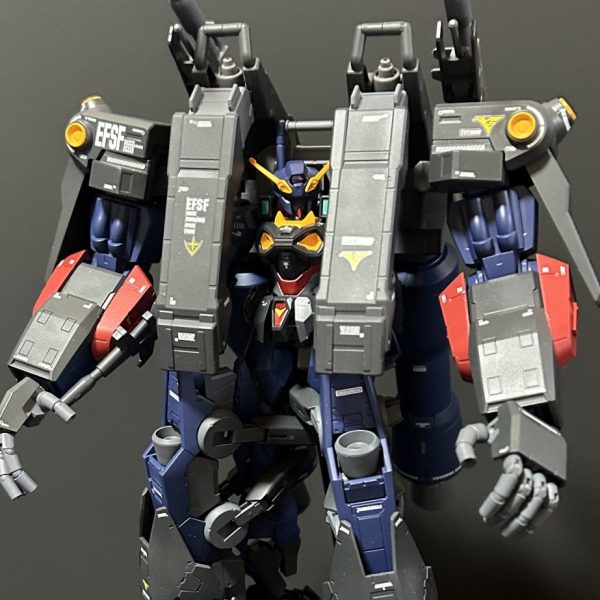 HGエンゲージガンダム・タイタンユニット装備　