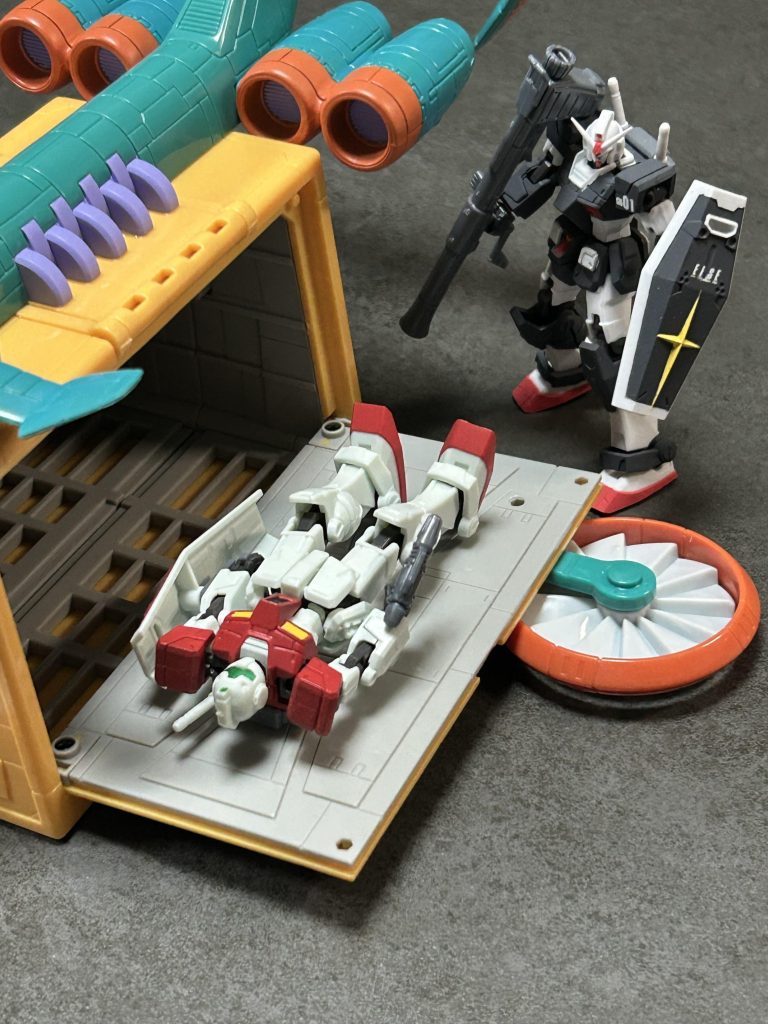 ガンペリー–2枚目/制作者：ペケペケ