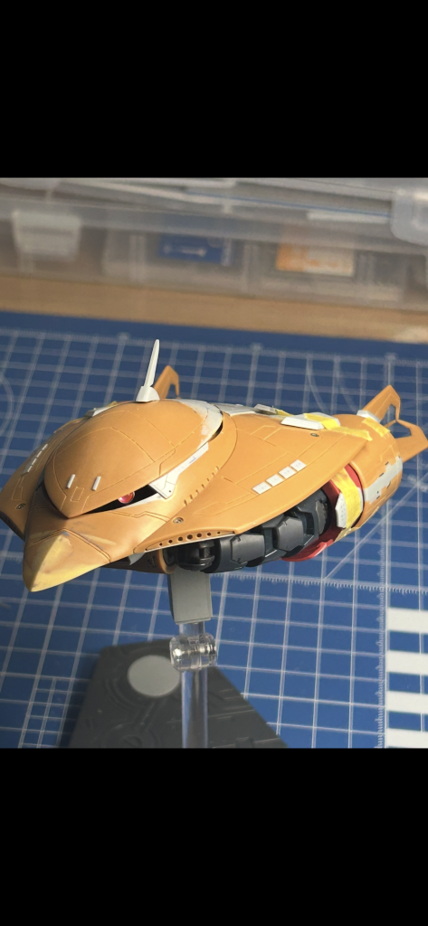 アンテナはキットのものが小さすぎなのでプラ板で自作しました。この状態の色合いがなぜか気に入って塗装に進めずにいましたw