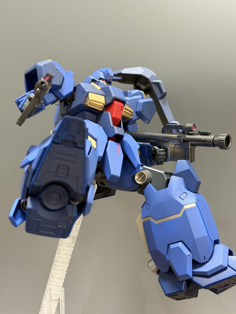 パッケージや取説にもあった足の裏見せ！バーニアっぽいとこは塗ろうと思ったのにすっかり忘れてしまった