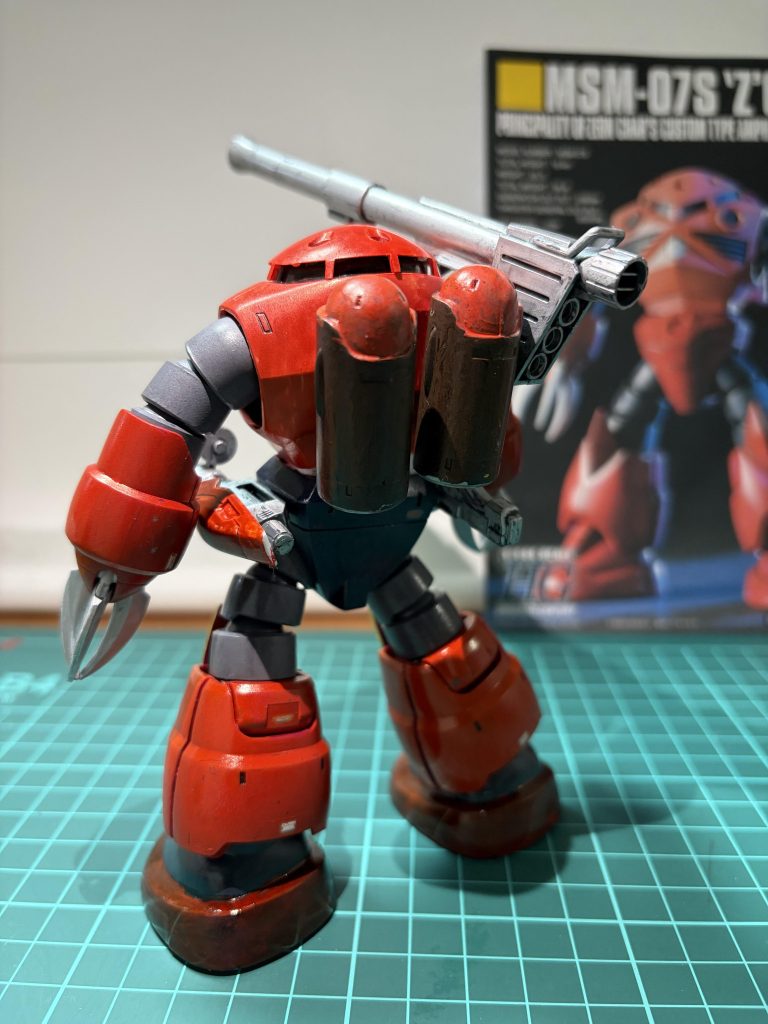 SEEDレッドで塗ってます。