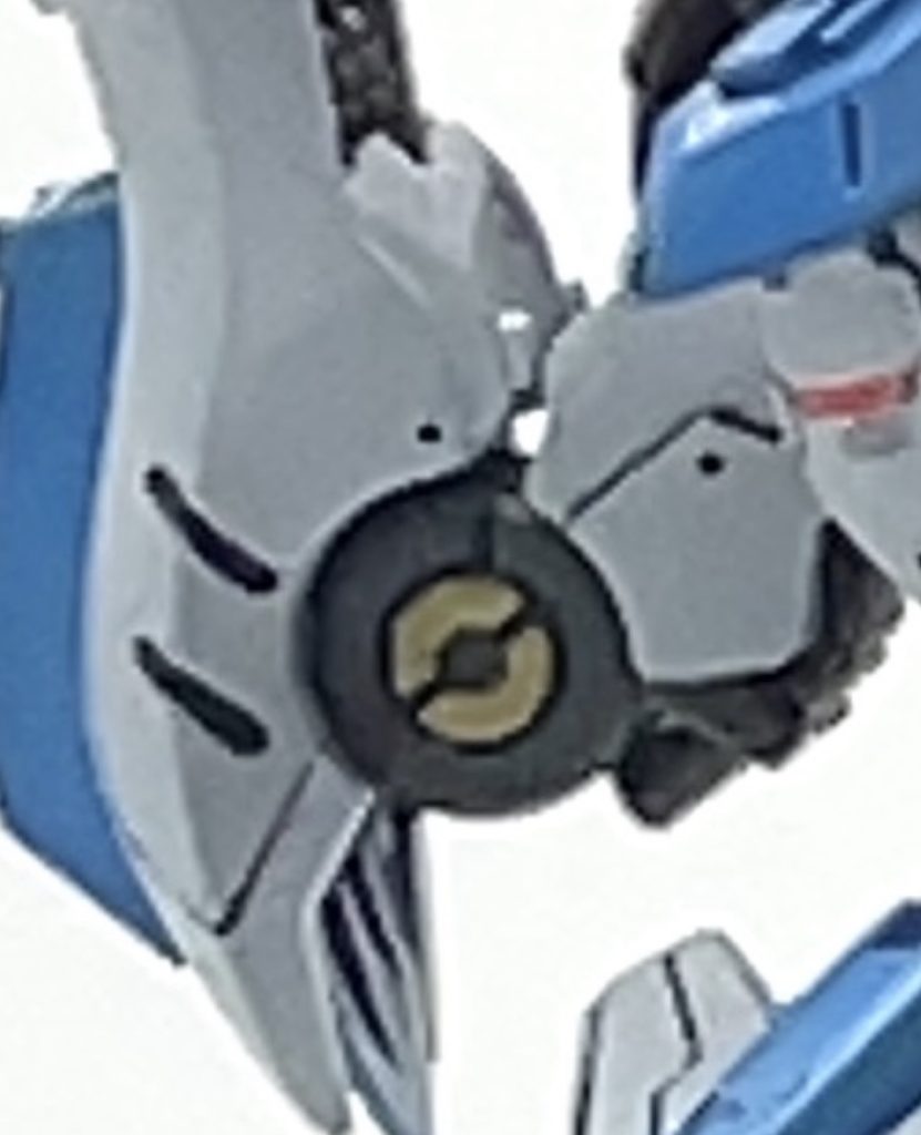 作品名：間接部分の塗装について<p>HGバルバトスルプスの間接部分のアップです（ボヤけていてスミマセン）。ゴールド部分は塗料の表面張力を利用して爪楊枝でのせてます。</p>
