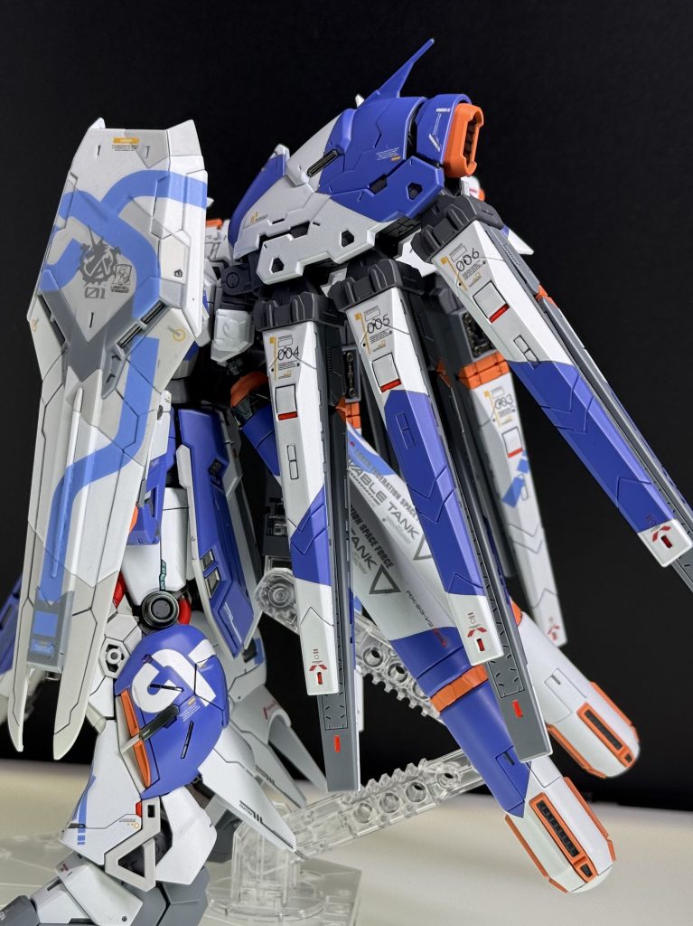 九龍カラー　Hi-νガンダム–4枚目/制作者：まきお