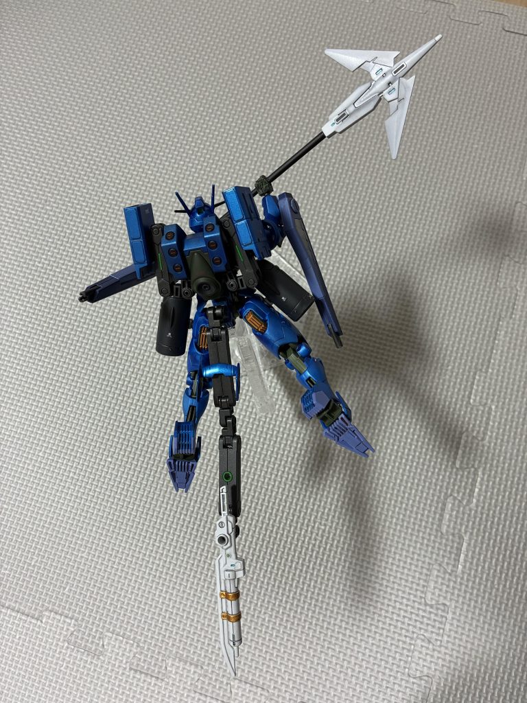 水中航行のイメージブレードをフィンみたいに使います&nbsp;