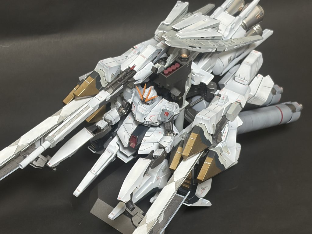 初めはサイコキャプチャーは別武装にする構想でしたが仮組みしたら｢あれ？これやっぱカッコいいな｣と思い直しそのまま使用する事にしました&nbsp;