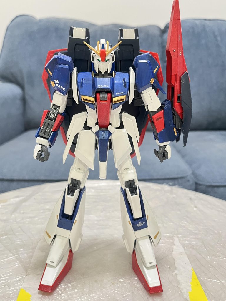 ゼータガンダムはUC史上初のガンダム可変機です。さすがMSの開発DNAを持つカミーユ君。彼はあの時点で屈指の天才だと過言ではないと思います。