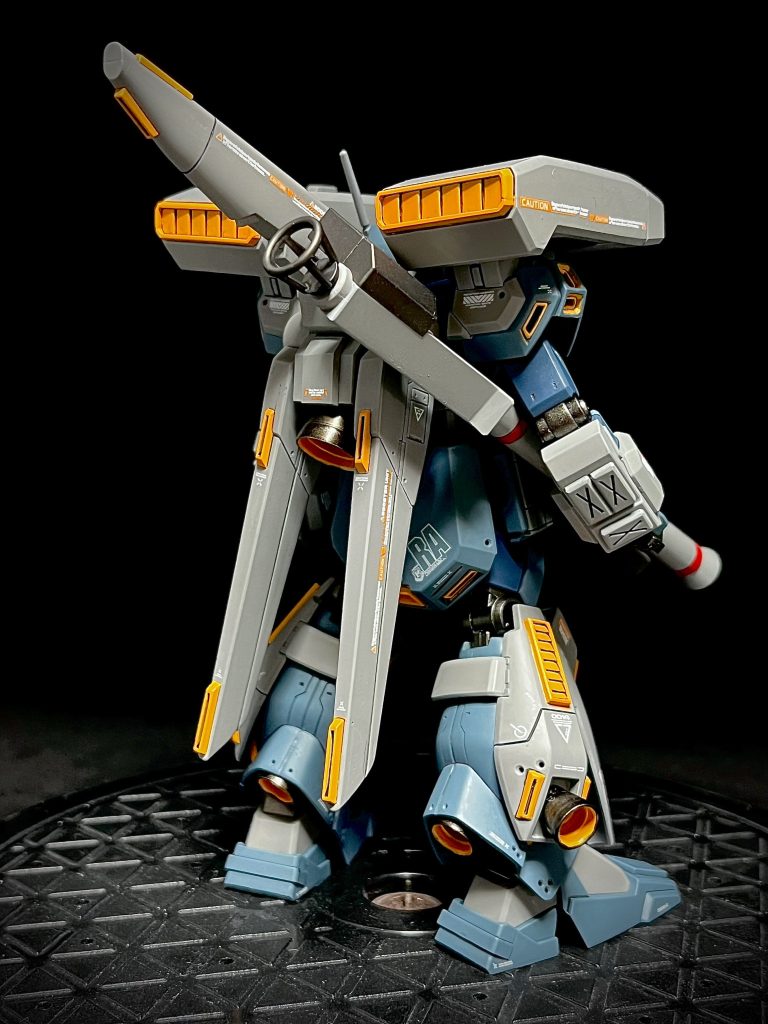 早く完成させたいんですが終わりたくないこのジレンマ。。ふくらはぎのダクトはプラ板彫り込んで作ってみました、楽しかったんです1枚目は🤣