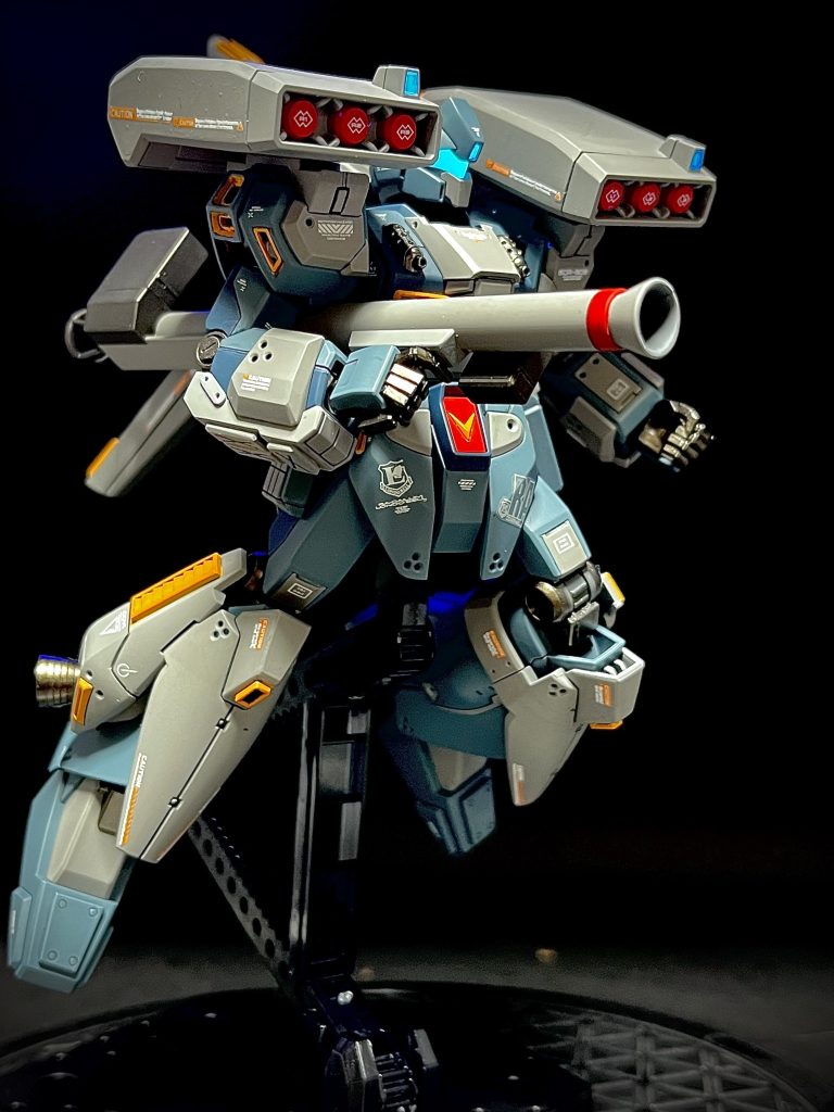 毎回サクッと仕上げようと思ってるんですがミゾや入りスミにタガネを入れたら最後、これが楽しくて楽しくて墨入れしなくても別パーツに見えるとゆう。。沼ですね😍