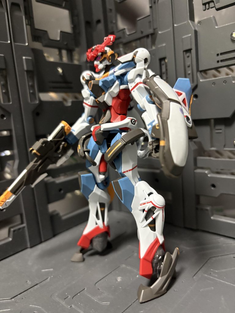 ホイルシールは2つのヘッド分しかないので部分塗装！