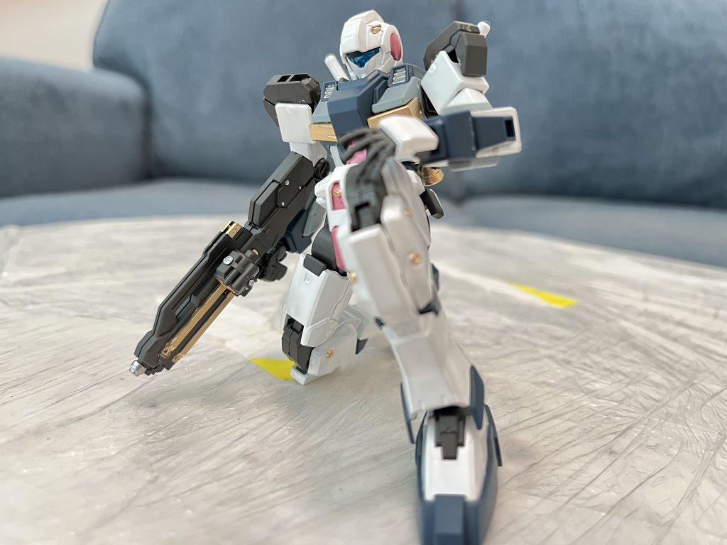 ガンダムとか、ジムとかわかりませんが、かっこいいなMSです。余談ですが、一刻も早くMGのジードのガンダムを揃えるため、デュエルガンダムを同時製作中です。