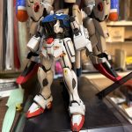なんとなく、組み上げましたが、なぜか足首パーツが割れました。ABSきらぁい！[…]