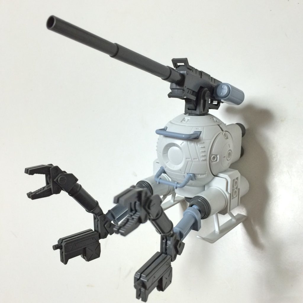 こちらはパチ組み状態。ランナーは3色ありますが色分けは厳しめです。