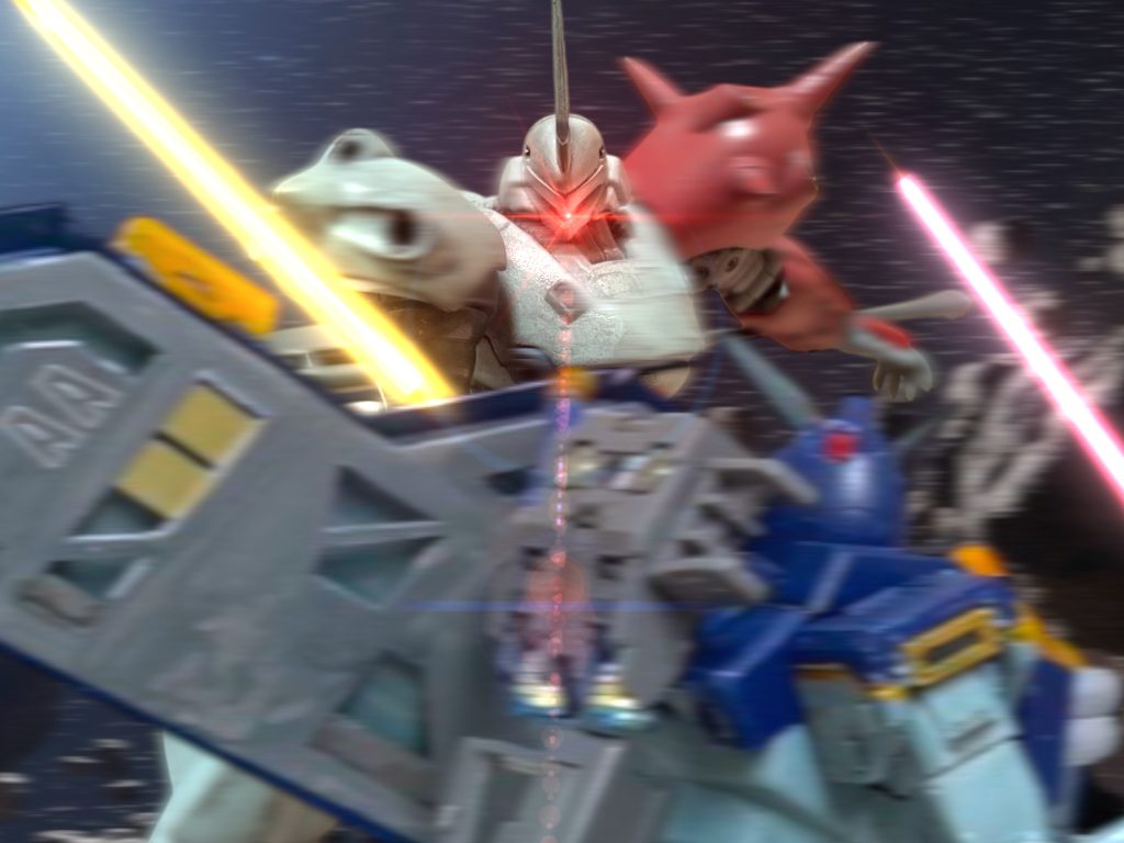 　ガンダムを振り払うと、返す刀で、敵が担いでいたバズーカを斬り裂いた。互いにビームサーベルを抜いて斬り結ぶ。