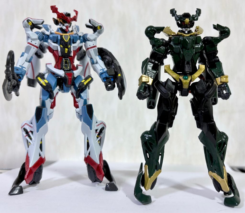 HGジークアクスと比較。