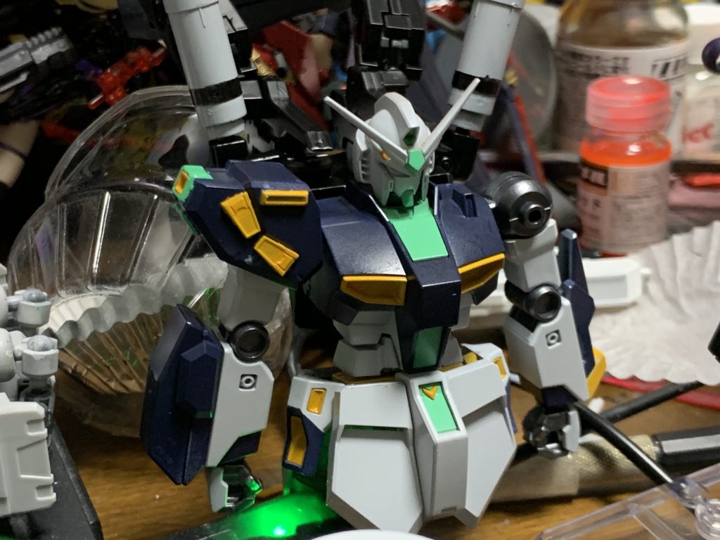 EG量産型νガンダム(風強化型νガンダム)–5枚目/制作者：のしん