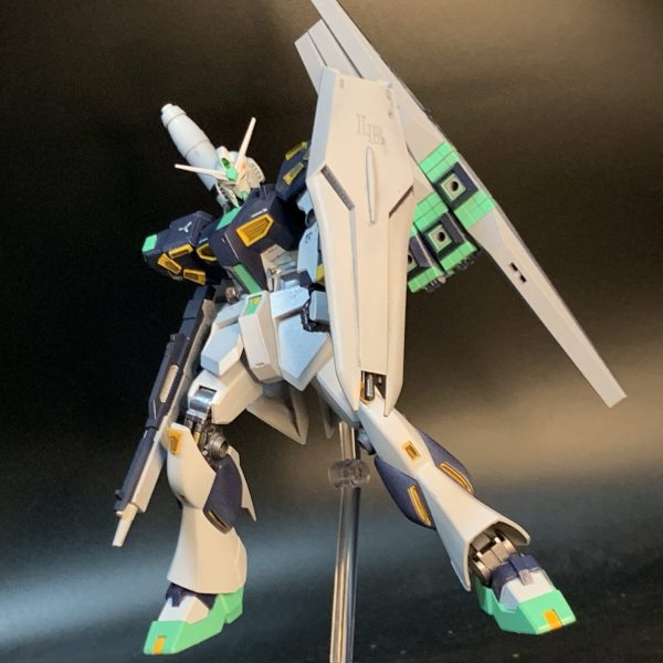 EG量産型νガンダム(風強化型νガンダム)