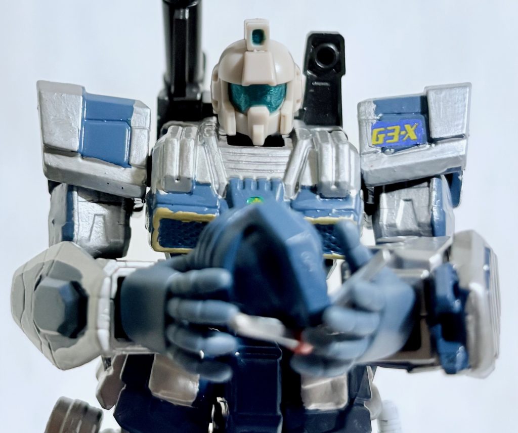 Gフレーム自体が装着変身みたいなものなので、このようにGM頭を使い、マスクオフギミックも再現可能(zaku-kao6)