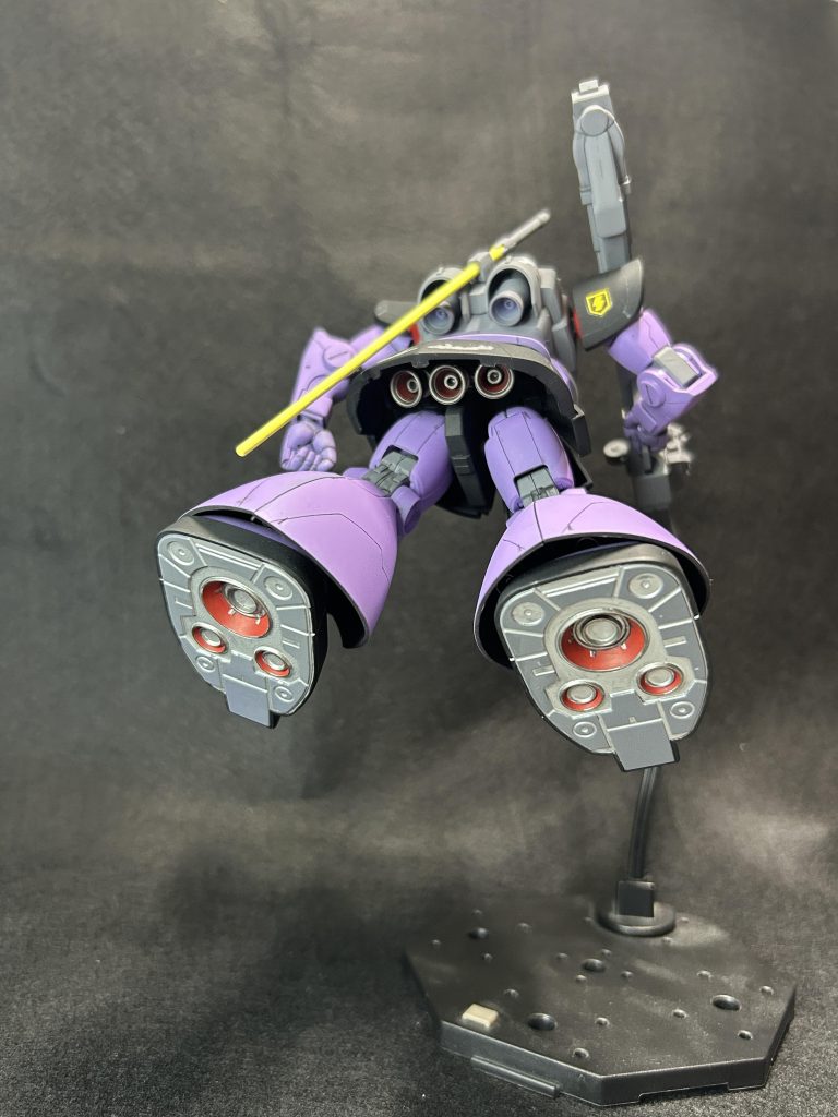 ジオン系MSはこうして複数バーニアを眺めるのが良いですね(zaku-kao2)