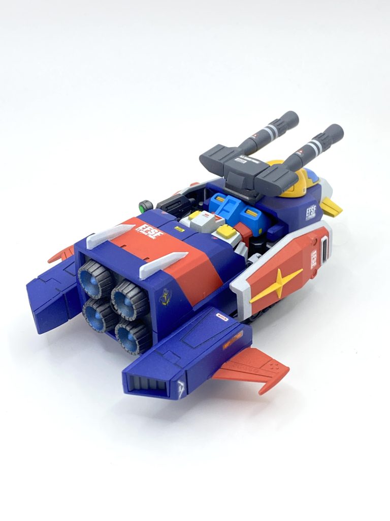 本体色ブルーについてはティターンズブルー2にアルティホワイトを調色しています。ガンダムのホワイトはいつもなシルバー立ち上げ。