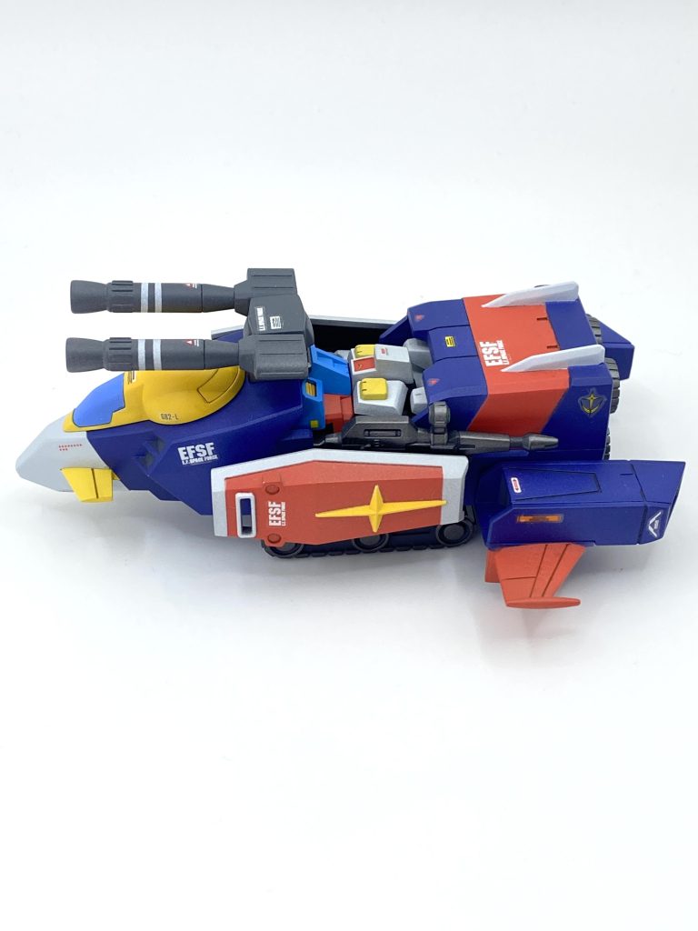 シールドは元から塗装されてましたが、全部塗り直しました。おかげで質感がアップ。