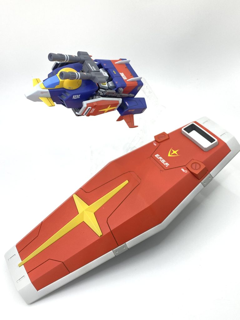 メガサイズのガンダムシールドをアクションベースにしたら、良いディスプレイが出来るような気がします。今度やろう。