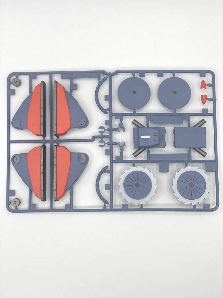 多少塗りが甘い部分もありますが、組み立てないしコレでよいや。