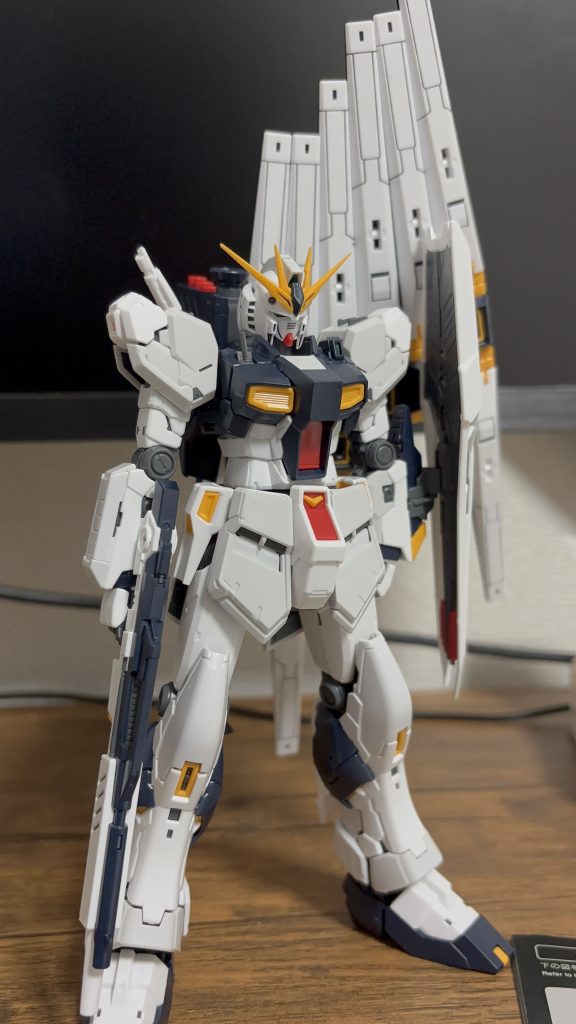 RG νガンダム–2枚目/制作者：け〜〜わい