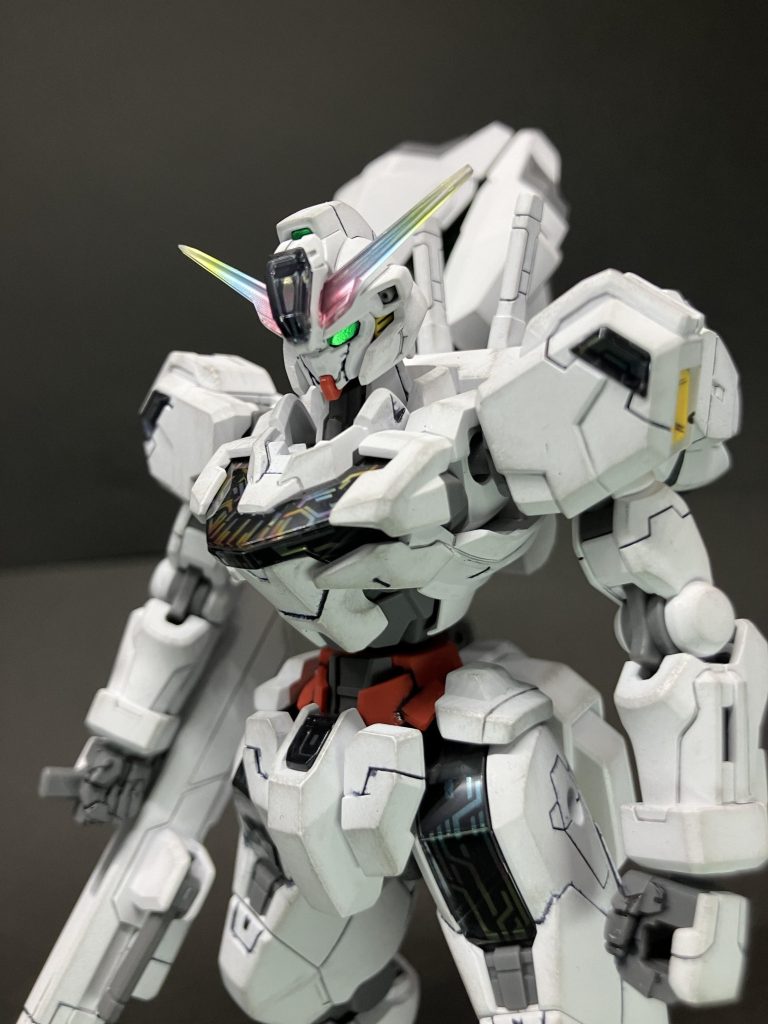 付属のシールも上手く当てれば光るんだなぁと。ぼちぼち良い感じになったので本番です