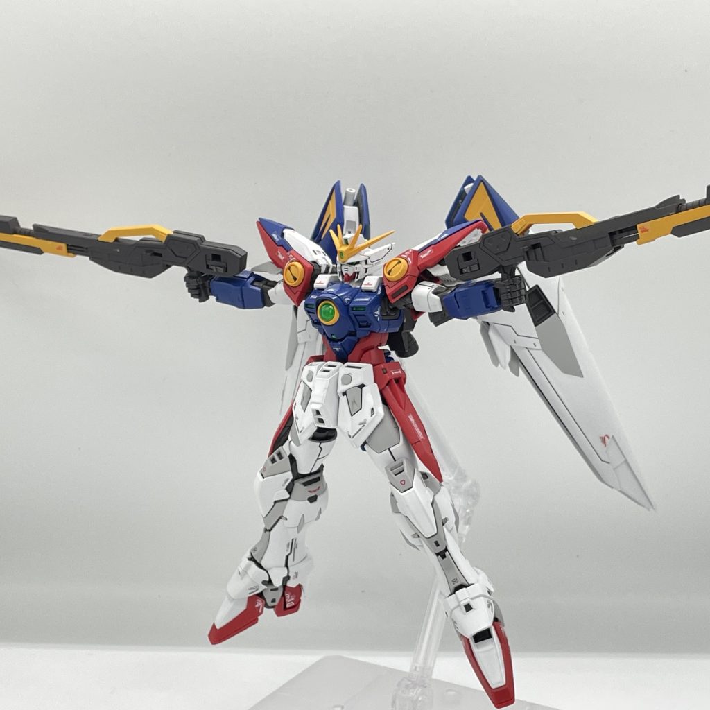 バスターライフルもロック機構のおかげでガッチリ保持してくれます。