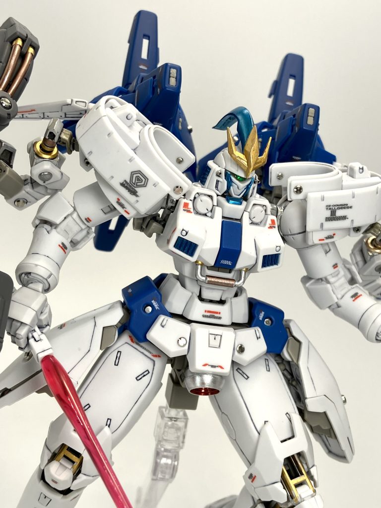 しかしながら、RGの白基調機体は、スミ入れが苦手な私には鬼門👹 RG2.0みたいにスミ入れなしの方が良かったかも🤔