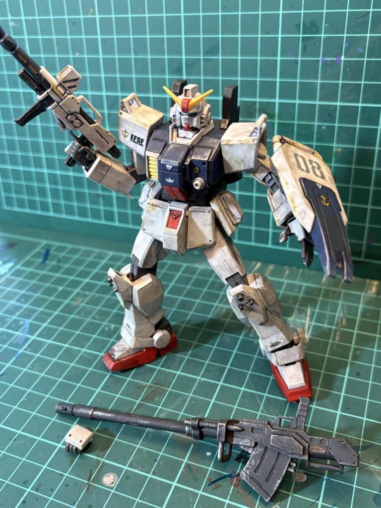 墨入れ、部分塗装、デカール、ウェザリング雪ウェザリングでわけがわからなくなる前に一旦写真撮ることを覚えました。