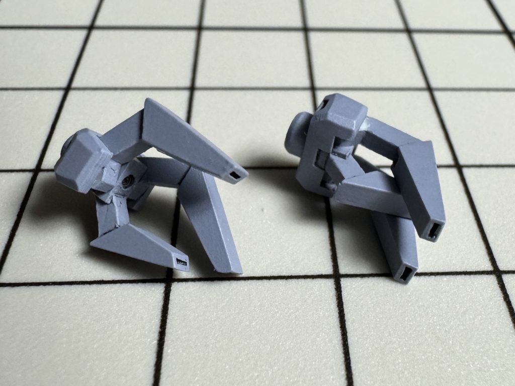 リボーンズキャノンのマニピュレーターも自作しました。指が動きます