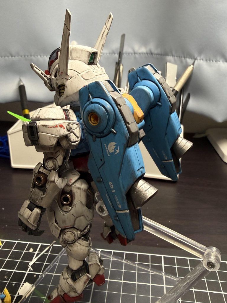 フライトユニットのバーニアはMGらしさを出すために大きくしました