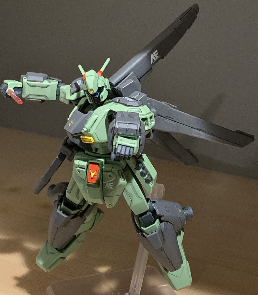 最近塗装ばかりしていたのですが冬の寒さで出来ない時だからこそ、素組で積みプラ消化してますが、やっぱりそのままもいいもんですよねぇ。