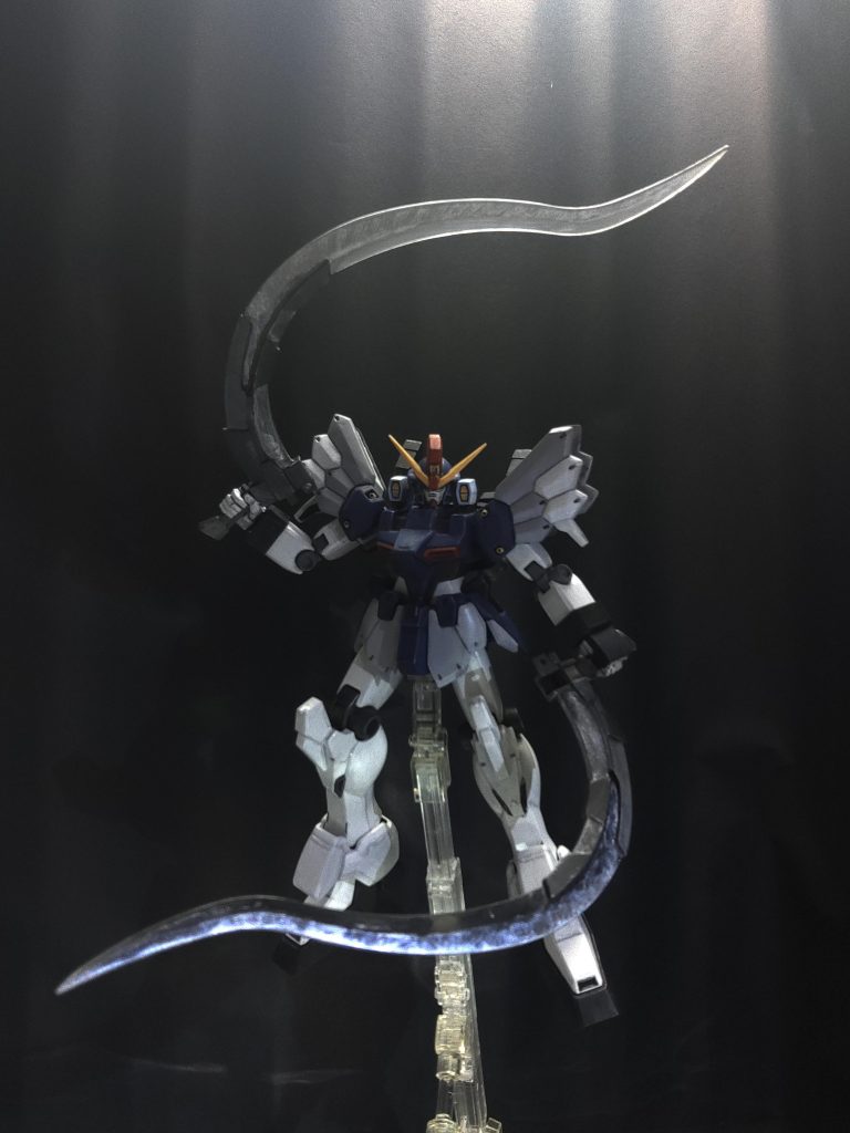 なら縦方向に！ヒートショーテルの塗装の正解がわからないままですが、クリアパーツである事を生かすように心がけました