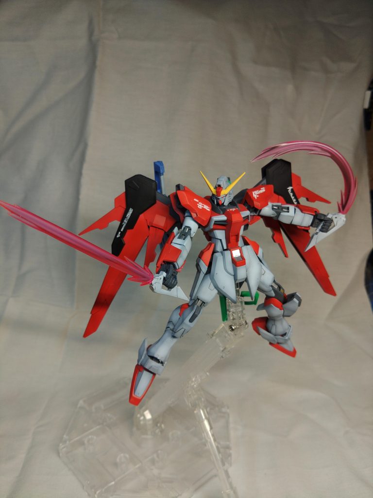 ビームブーメランはネオジム磁石での接続に変更。塗装剥げ予防です。ビーム刃はMSGのビームサーベルから持ってきてます