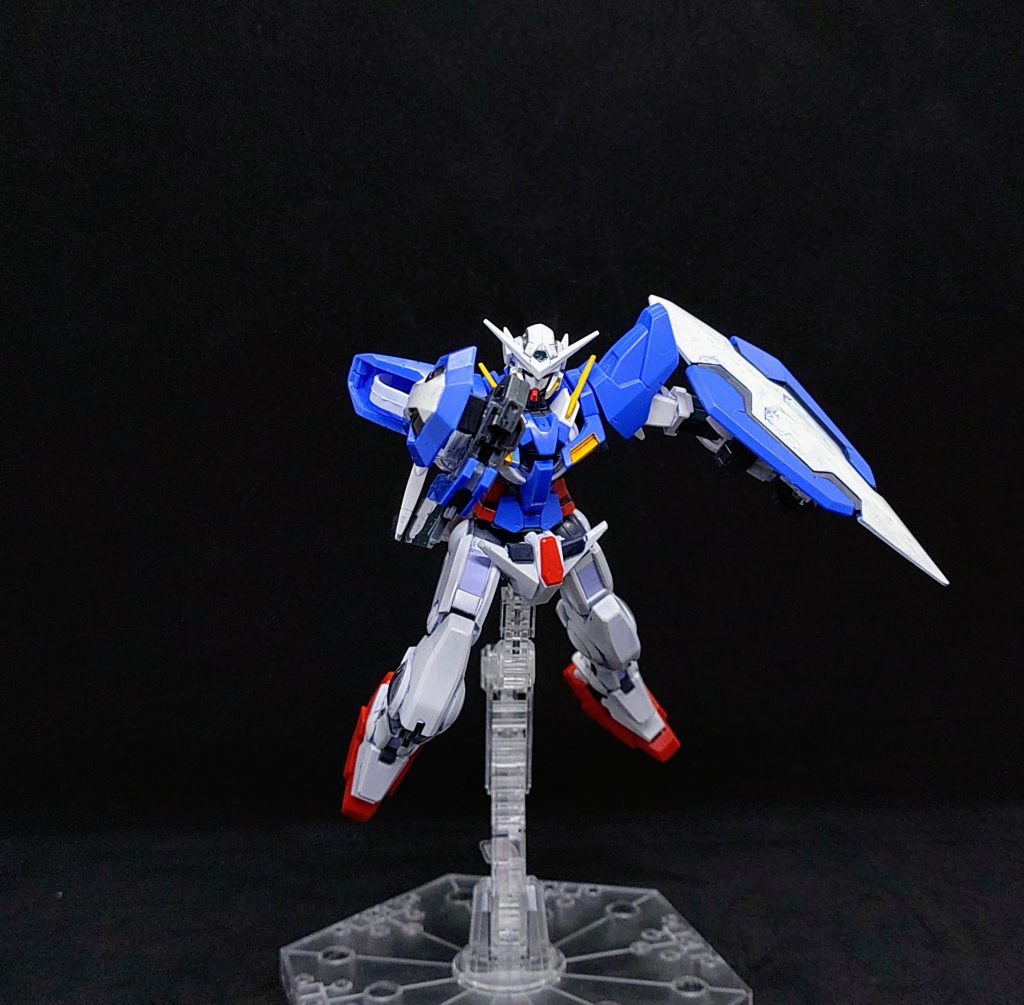 GNソード/ライフルモードで構えて1枚整備大変そうだけど切り替えで変わる武器ってロマンありますよね...