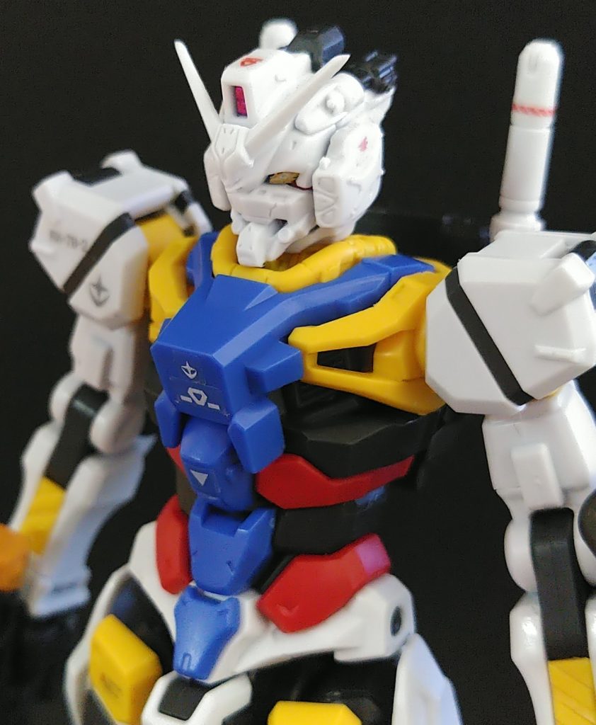 アゴの丸いカメラ？はオミット。なんかイヤだったから。