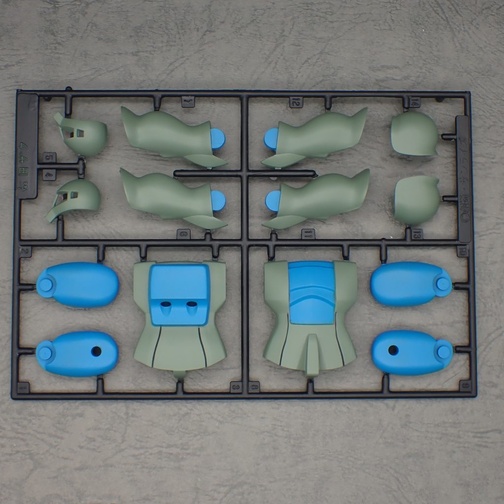 旧ザク（旧キット）ランナー塗装–2枚目/制作者：ヤマサン