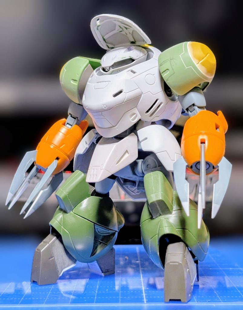 製作途中状態その１全体的にマン・ロディの設定画を参考にプロポーションやディテールを弄っています