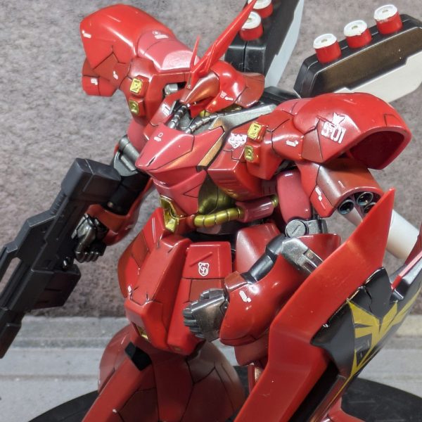 HGサザビー全塗装&スジ掘り追加