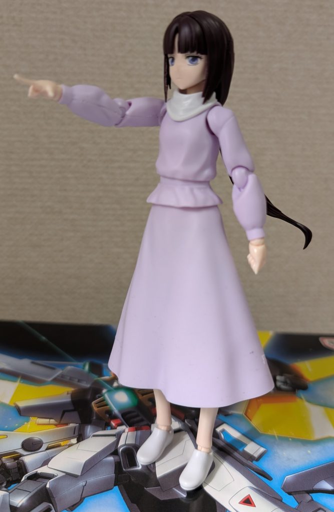 印象的な「指さすポーズ」。