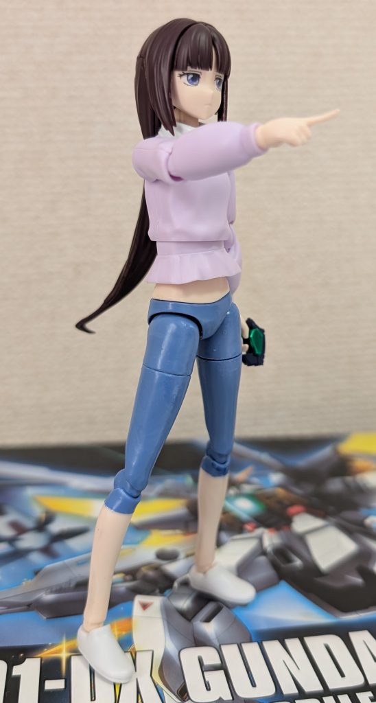 指差しポーズも凛々しいですねww