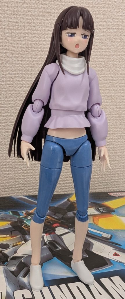 「水転写式デカールで表現した表情」です。頬を染めて半目で口を開けた「そそられる表情」にしました。