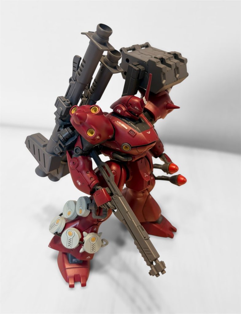 赤色に塗装して武装を増やしてみました。強襲用を更に強化してみた感じです。