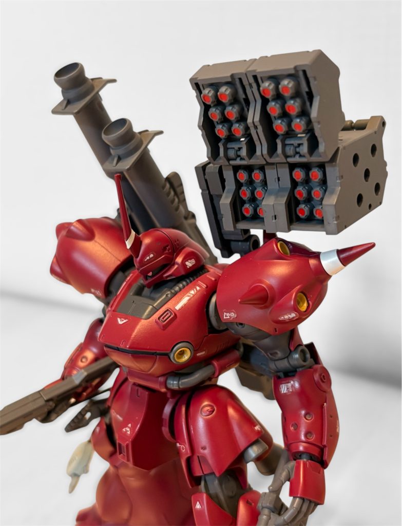 ミサイルランチャー展開状態。