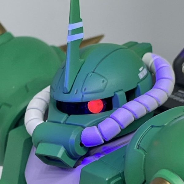 ララァ専用高機動型ザク