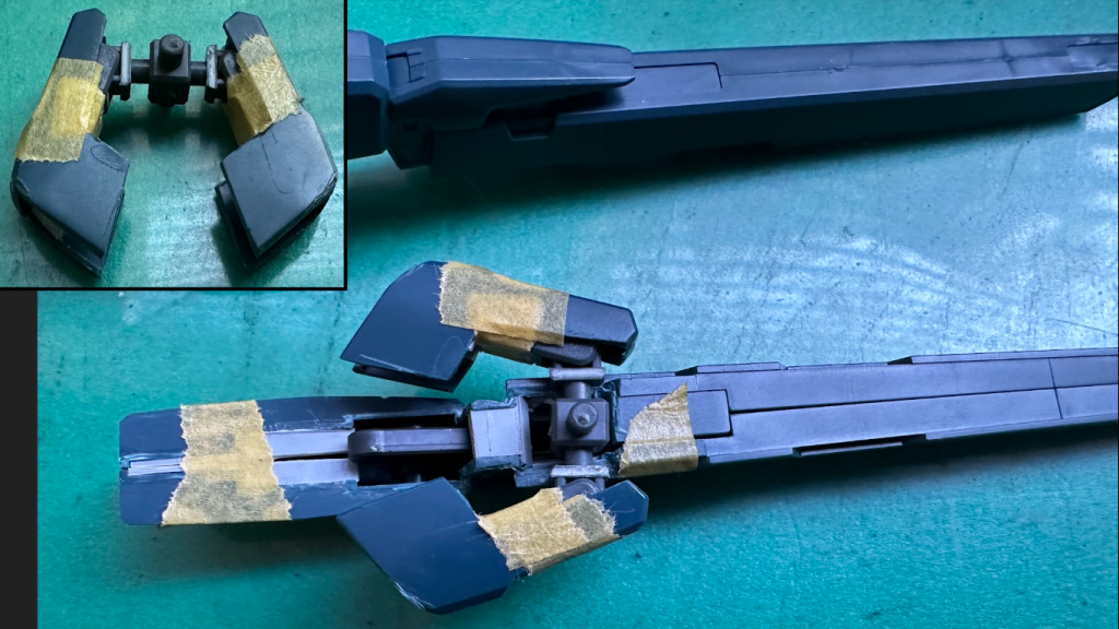 下部パーツ同士をジョイントパーツで画像左上のように接続、それを片方のバズーカと砲身内部に仕込んだポリキャップで接続。