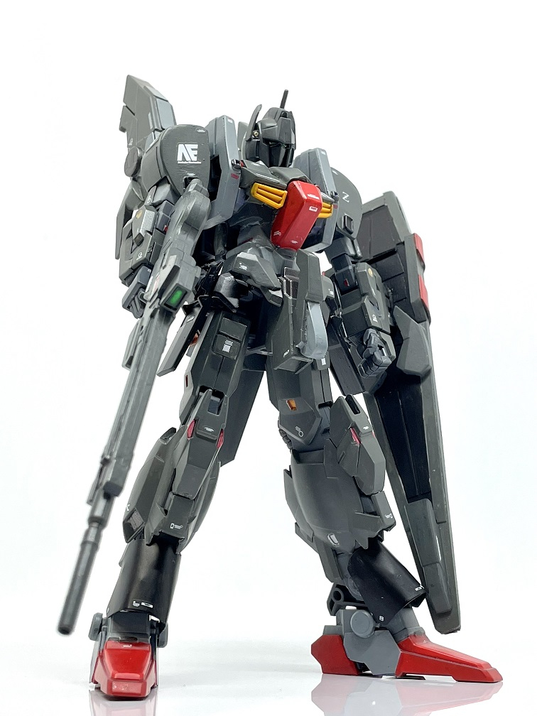 MSZ-006-X1 / X2 / X3 プロトΖガンダムB-CLUB第20号に掲載。Ζガンダムのプロトタイプで非可変機。ヘッドのデザインが異なる3種があり、百式っぽいX1、リック・ディアスっぽいX2、ネモっぽいX3の3機がAE社によって作られました、これと、ティターンズからいただいてきたガンダムMk-IIの技術を使ってΖガンダムは短期間で完成させることができました、といった設定なんだそう。ガンプラ化はされていませんが、ガレキは存在したよう。私は2022年3月ごろに、HGUCガンダムデルタカイをベースに作成。まぁ、Ζガンダムというよりも百式系ってデザインですからね。いちおうディアスっぽいX2、ネモっぽいX3のヘッドも差し替え用として作りました。プロトタイプΖガンダム 風https://gumpla.jp/hg/975111